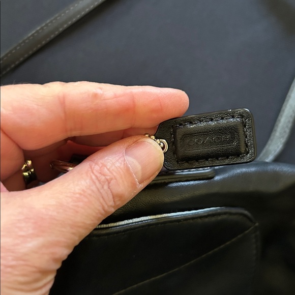 Coach black crossbody purse great condition - Picture 6 of 6